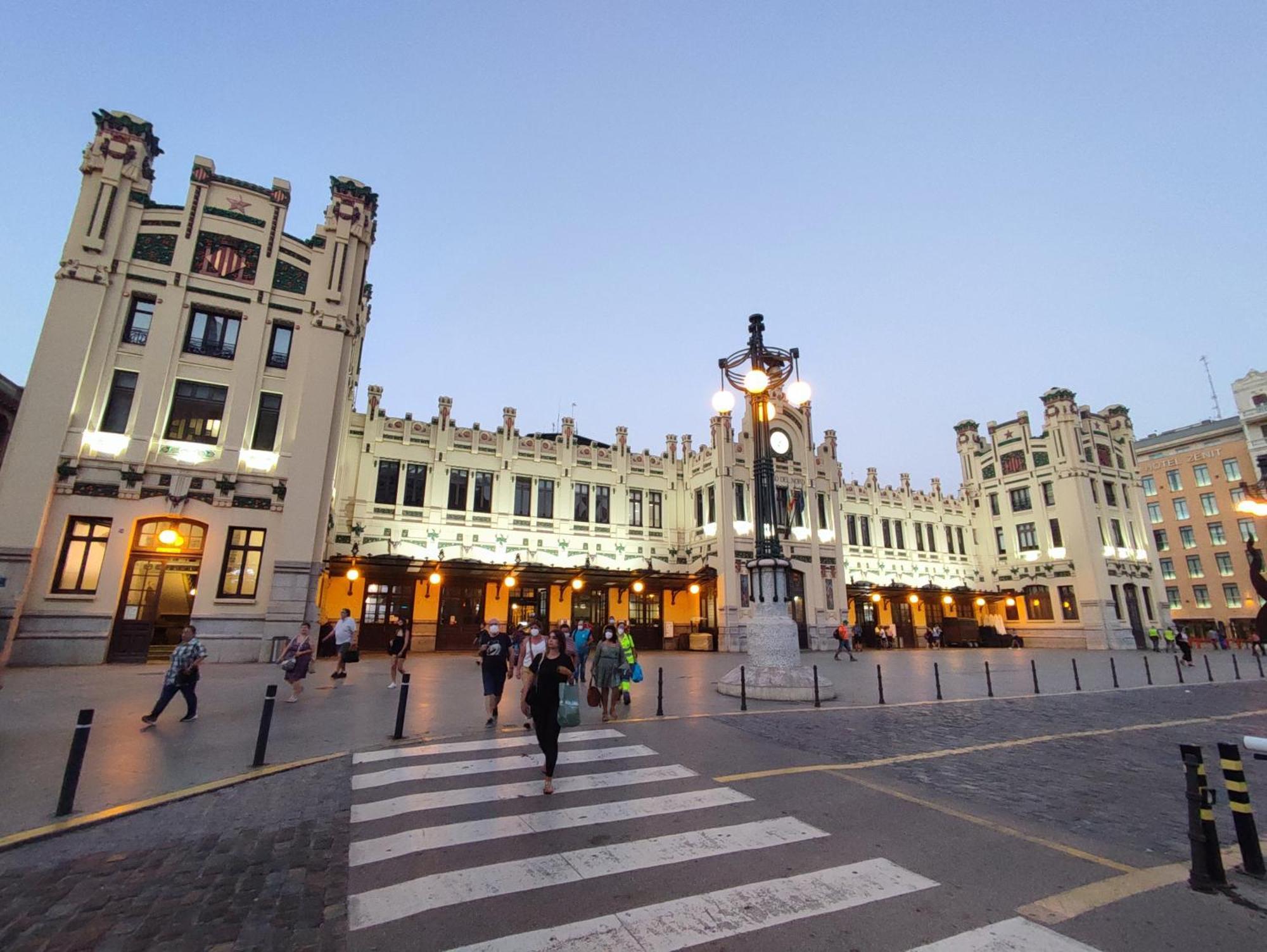Central Rooms Valencia Downtown - Bruno Apartments Coliving Exterior foto